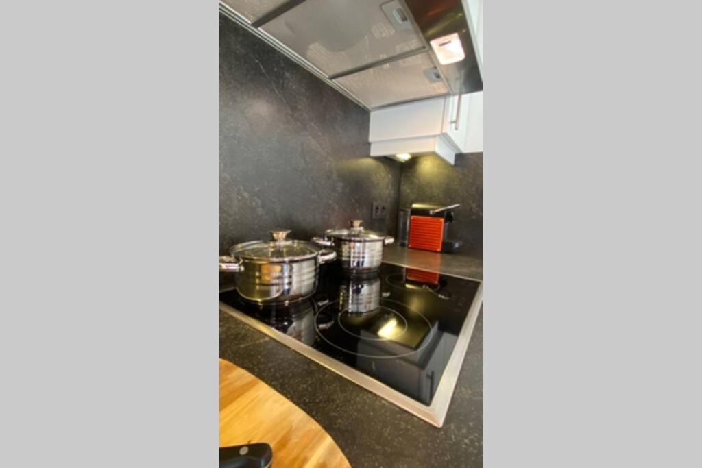 Duplex In Historical Centre With Private Courtyard Apartamento Antuérpia Exterior foto